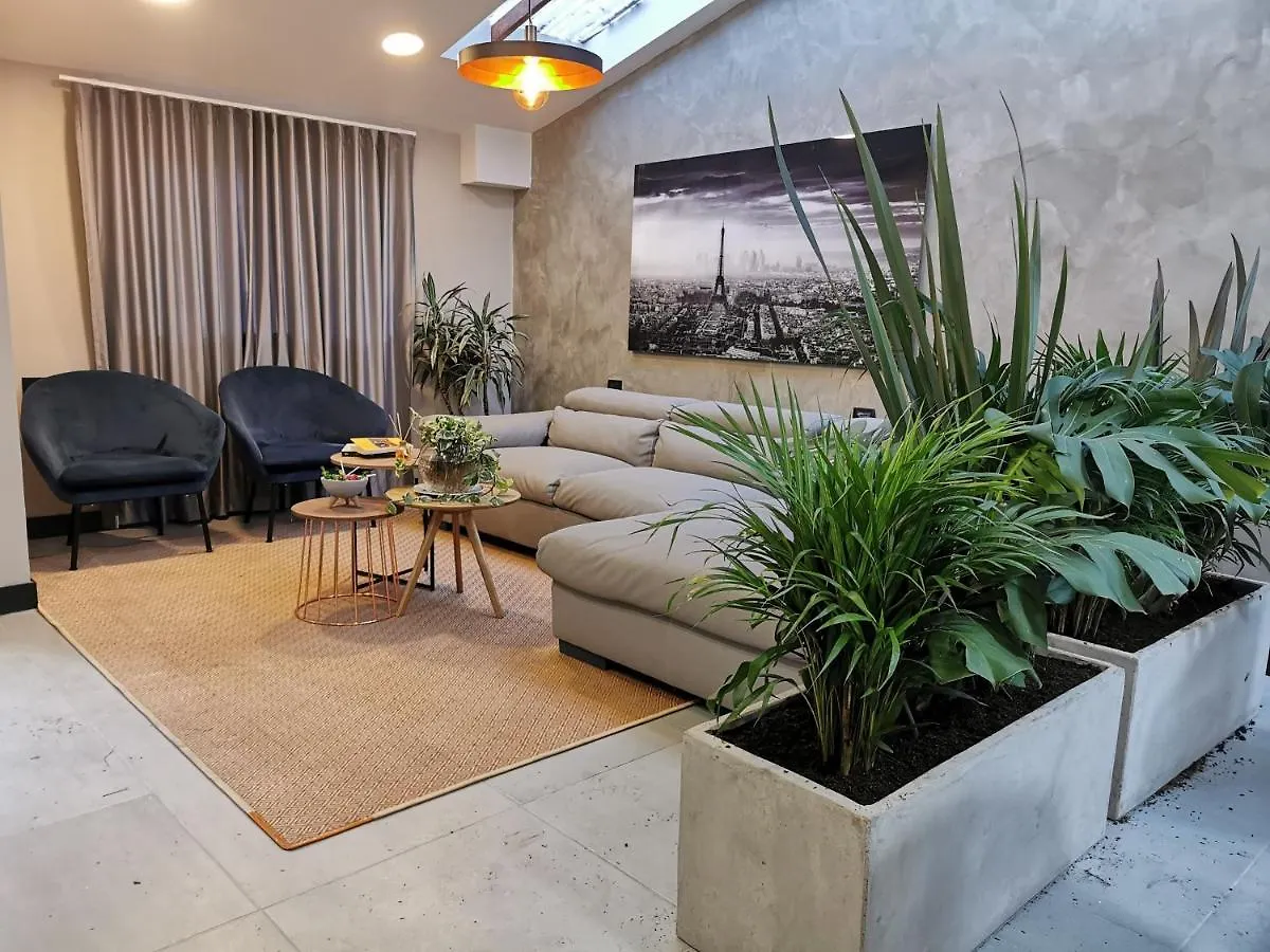 La Escondida House Apartment Medellin Homestay
