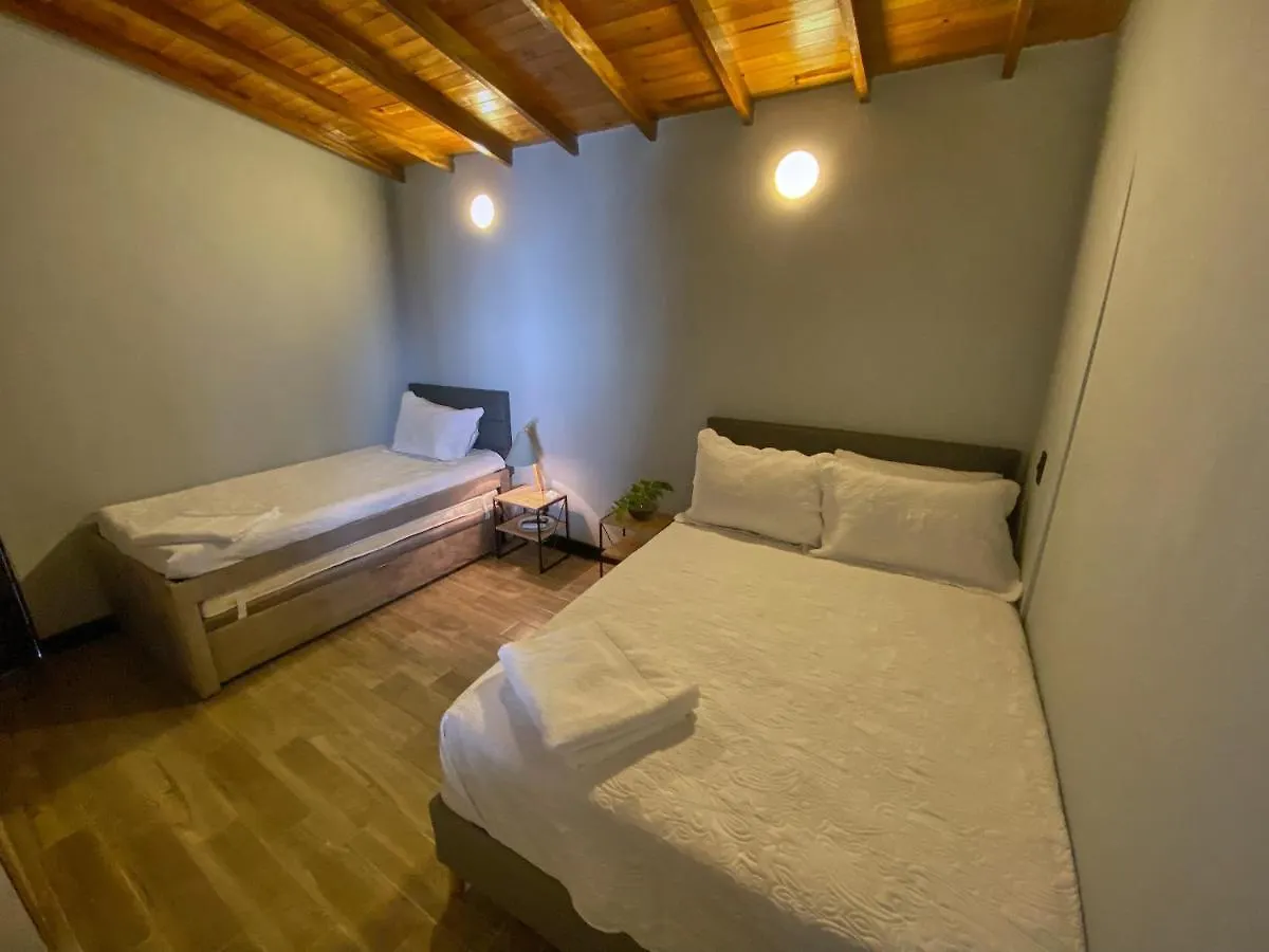 Homestay La Escondida House Apartment Medellin